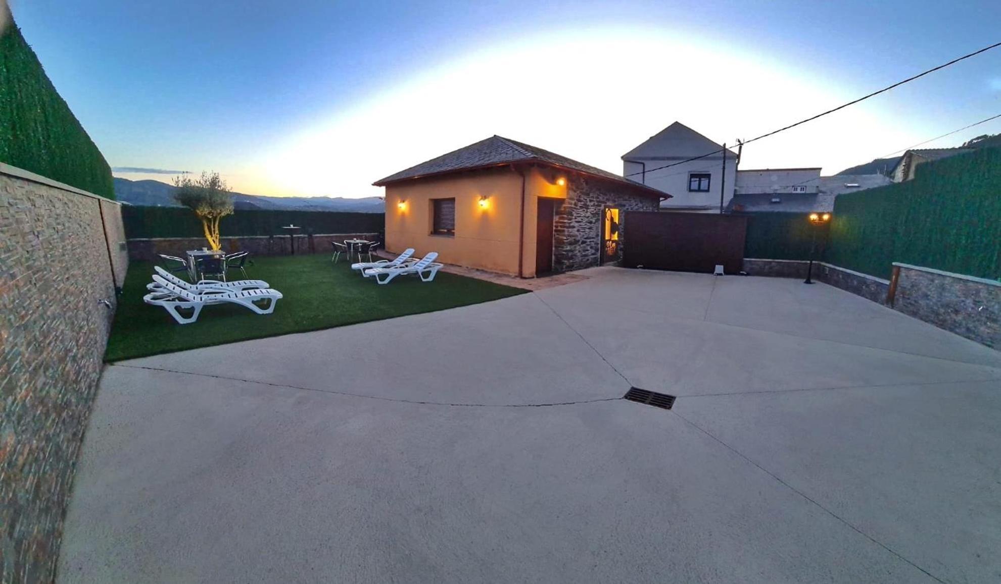 O Lar De Alba Villa A Rúa Buitenkant foto